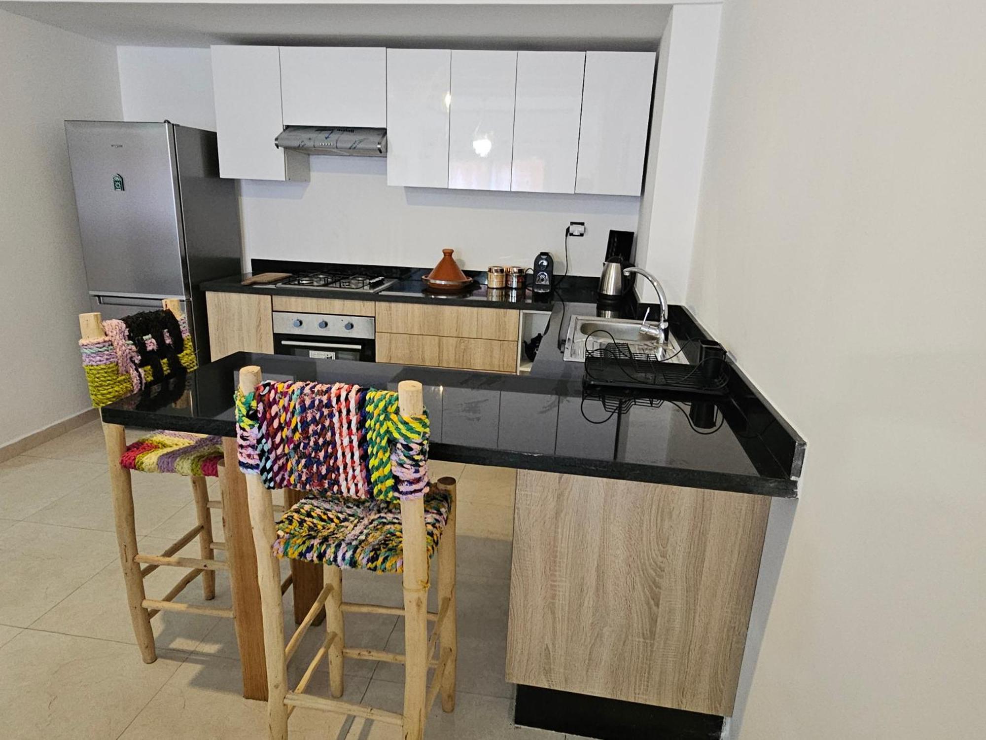 Charming Apartment In 에사우이라 외부 사진
