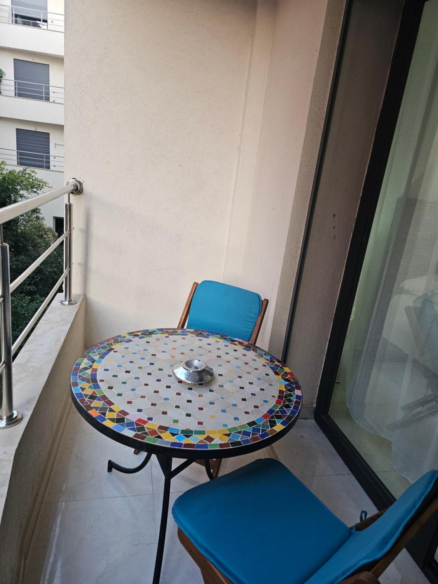 Charming Apartment In 에사우이라 외부 사진